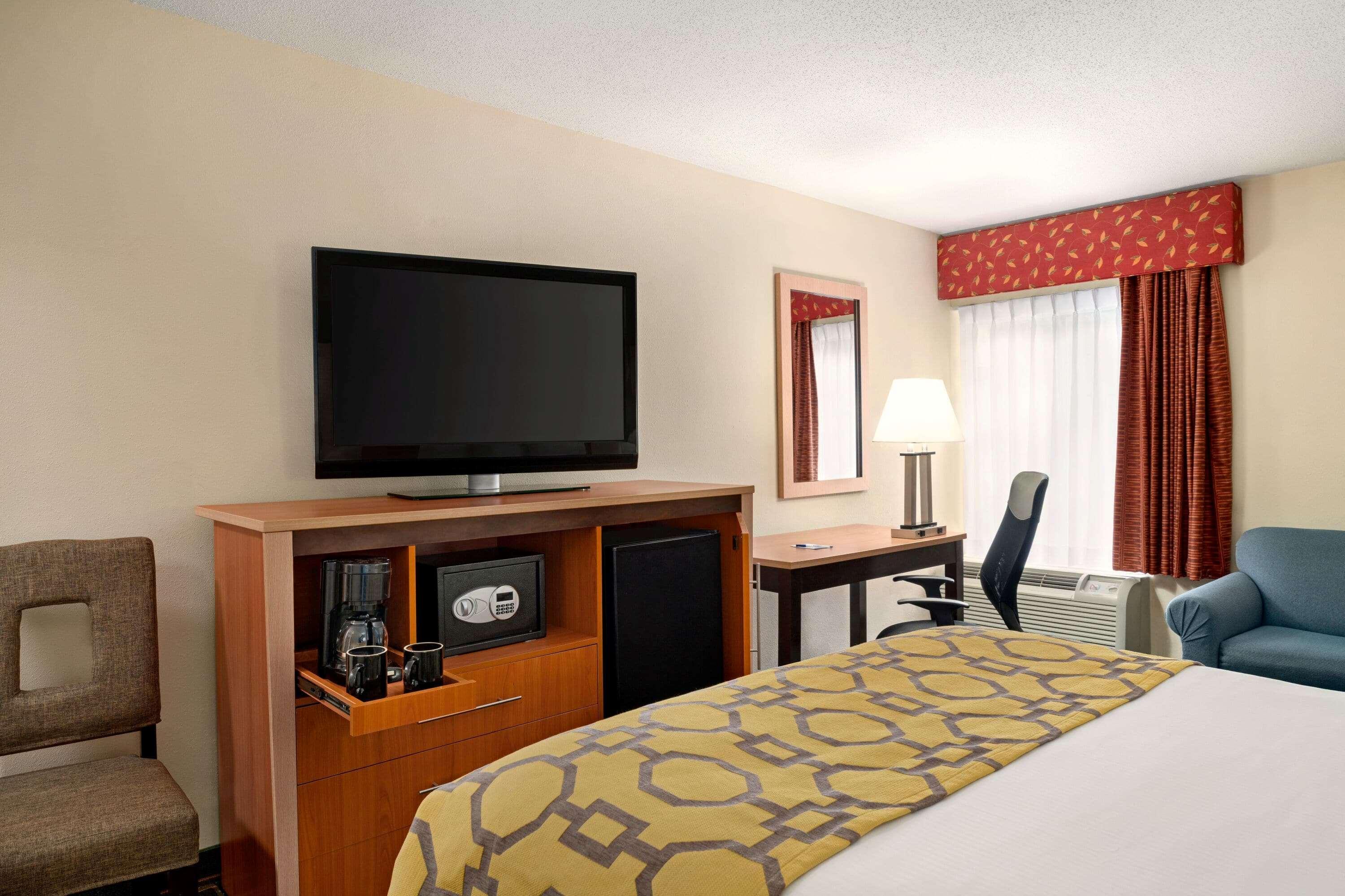 Baymont By Wyndham North Dartmouth Fall River Exterior photo
