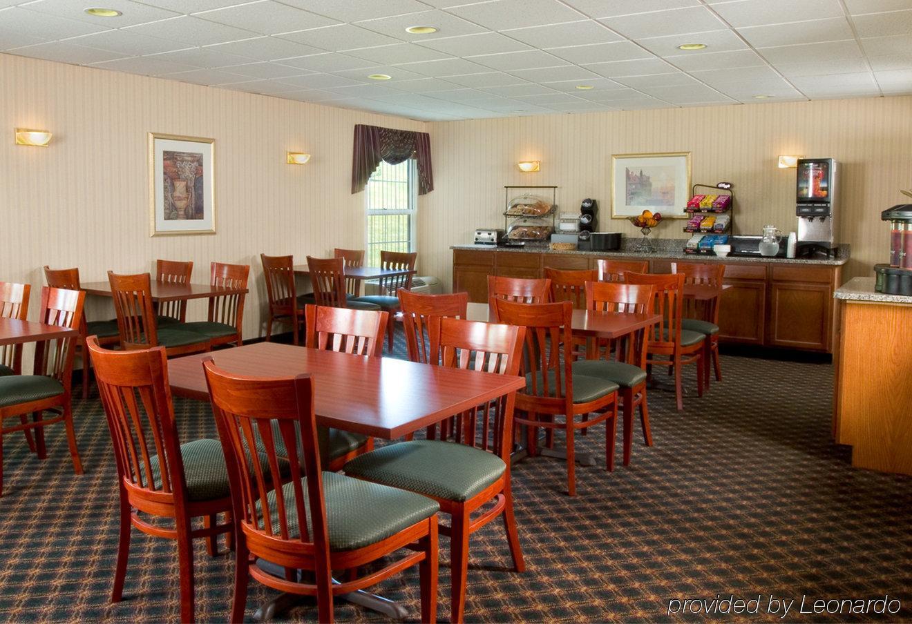 Baymont By Wyndham North Dartmouth Fall River Restaurant photo
