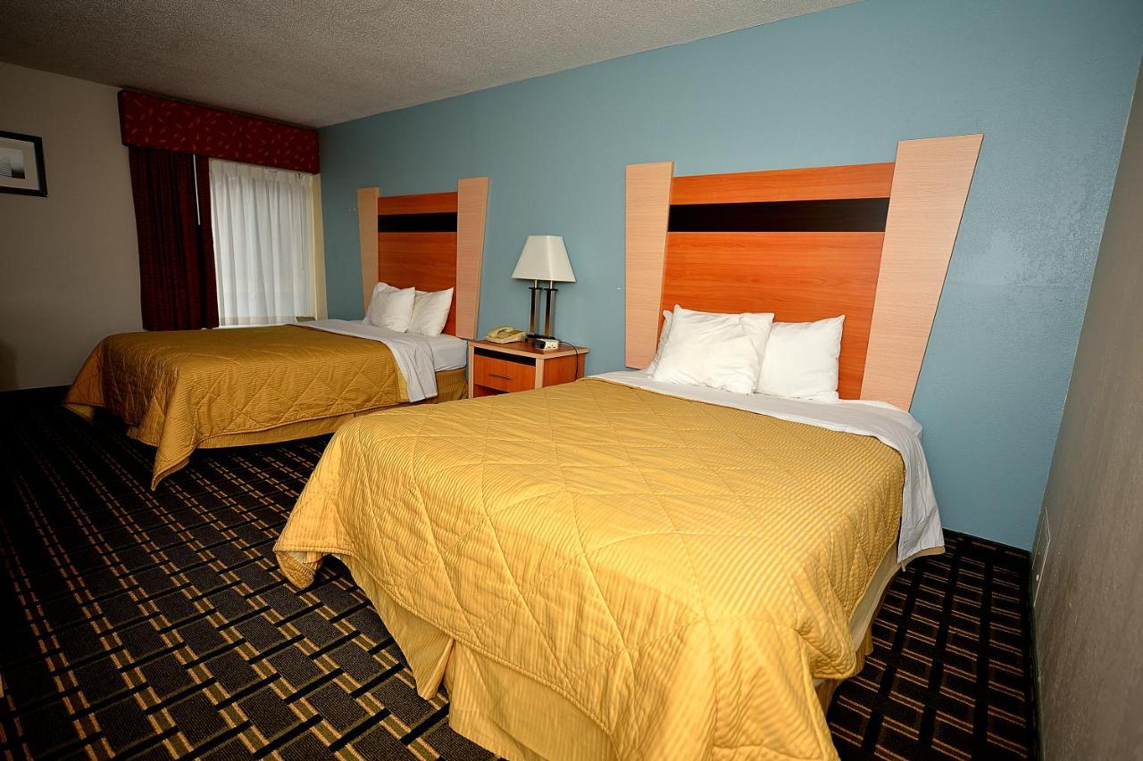 Baymont By Wyndham North Dartmouth Fall River Exterior photo